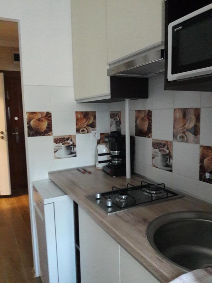 Studio+19 Apartman Kazincbarcika Exteriör bild